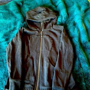 Lululemon Black Scuba full Zip with Pleating in the back.